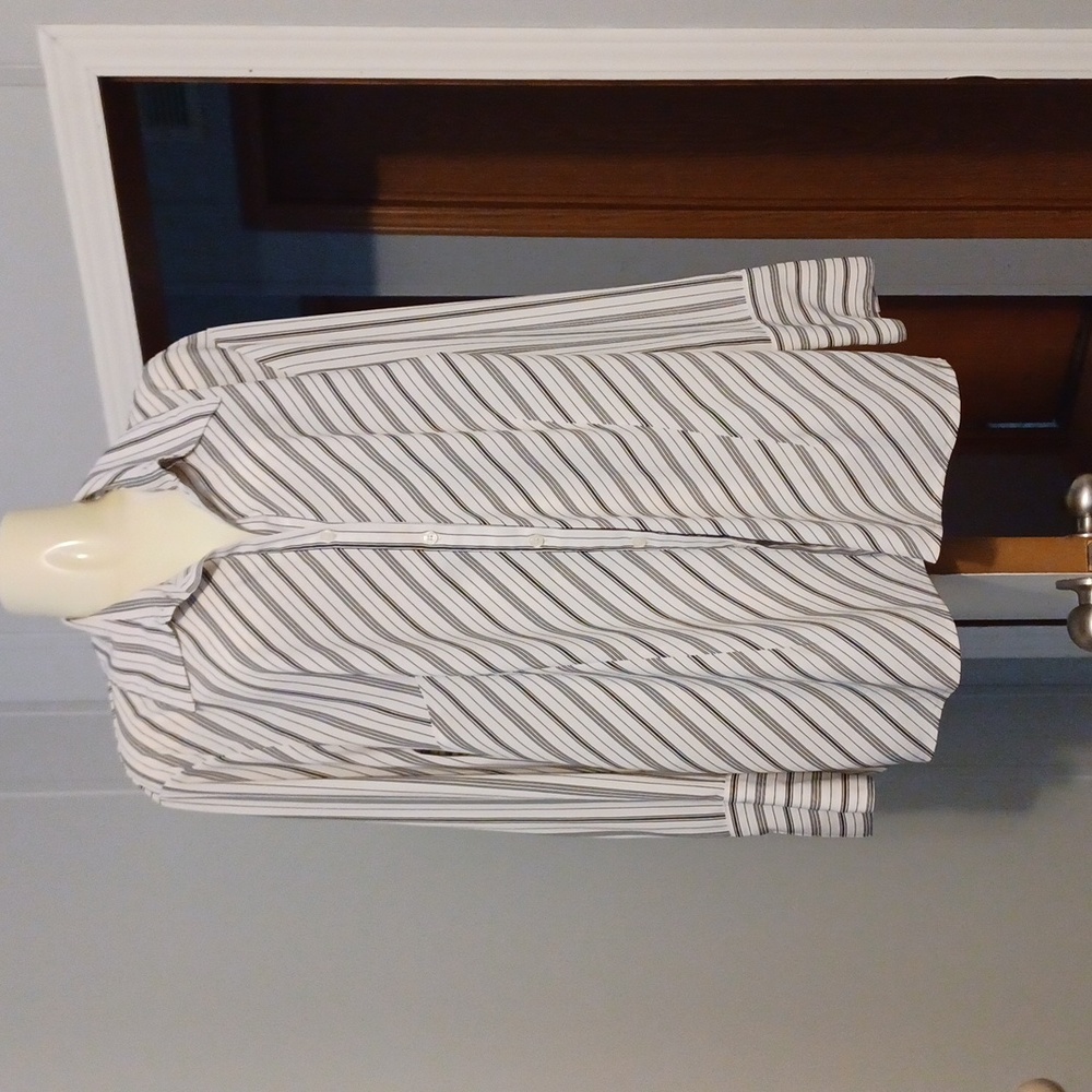 Flowy dress top